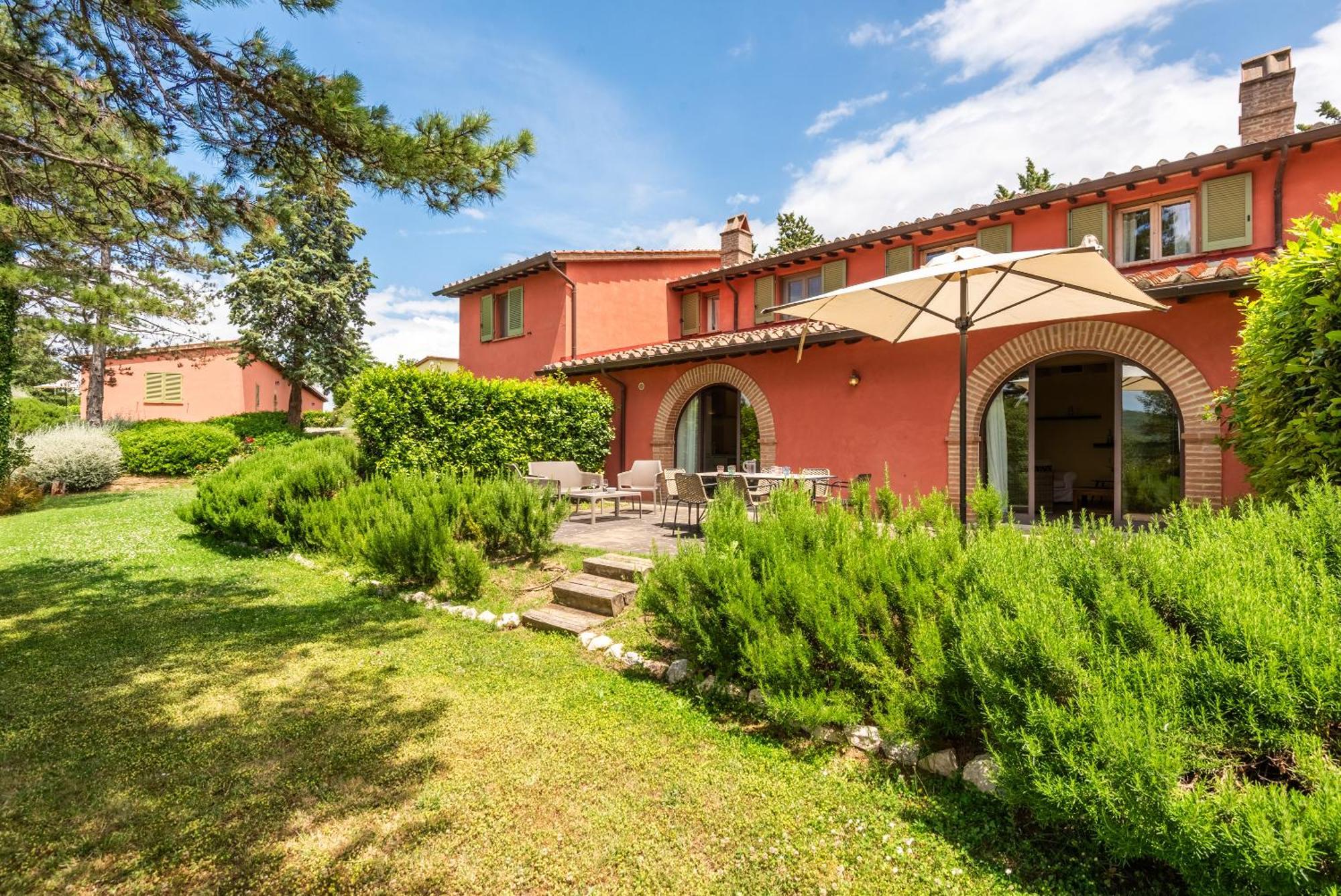 Cignella Garden Villas In Tuscany Trequanda Exterior photo