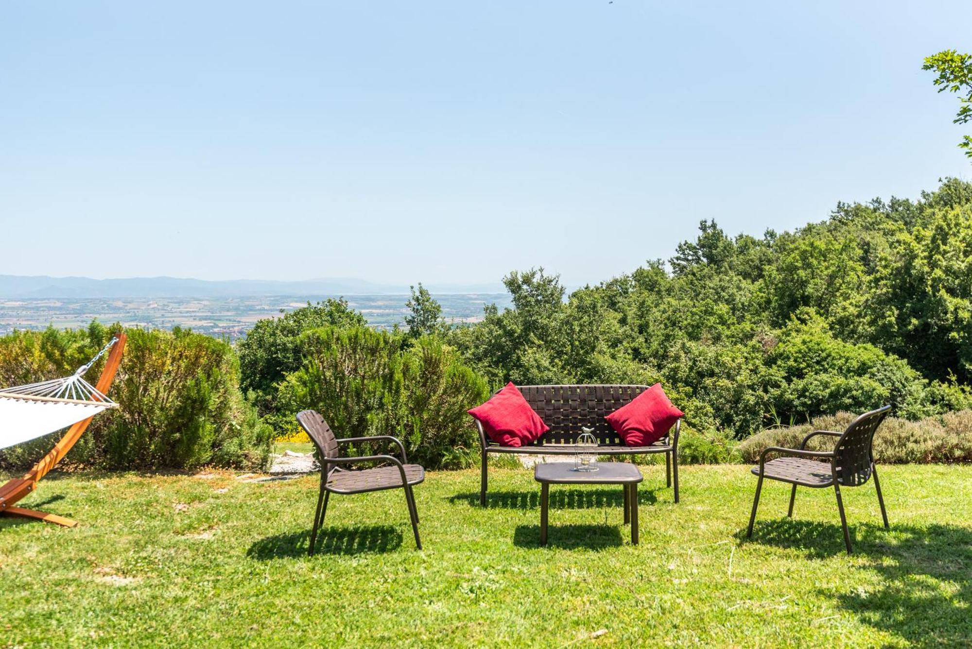 Cignella Garden Villas In Tuscany Trequanda Exterior photo